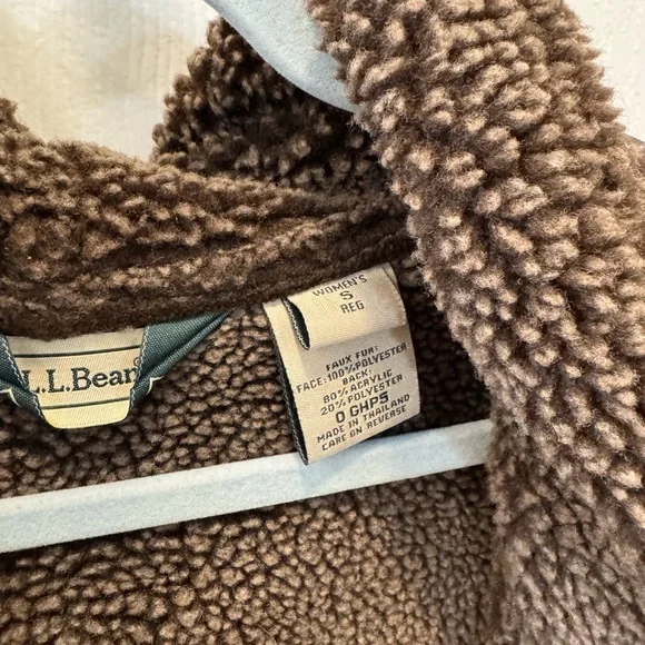 LL bean fur coat - Picture 4 of 4